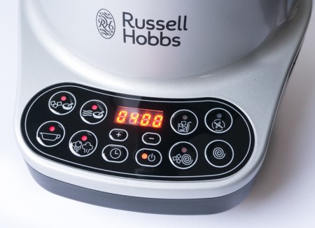 Blender chauffant de Russel Hobbs dispose de 8 boutons